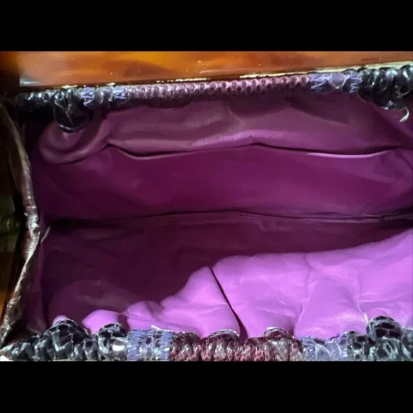 Vintage (80s) Varon Snakeskin & Leather Clutch Purse With Tortoise Lucite Frame - Picture 4 of 5